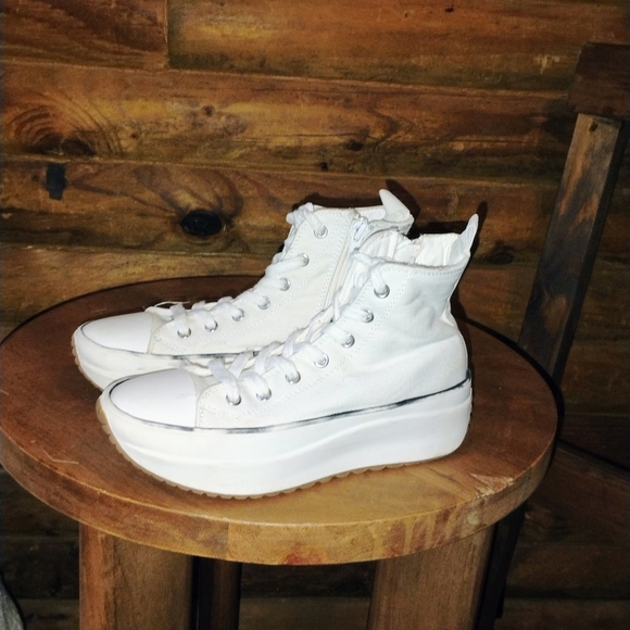 Steve Madden Winston White Size 2 - Picture 1 of 10